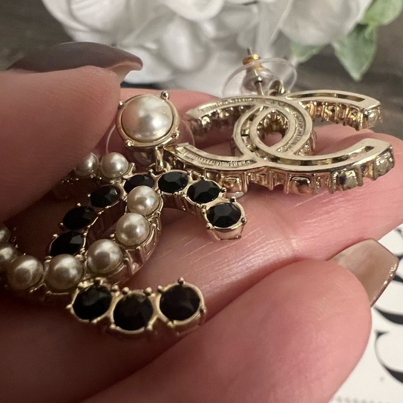 Chanel Large Dangle Crystal & Faux Pearl CC Earrings - Picture 3 of 10